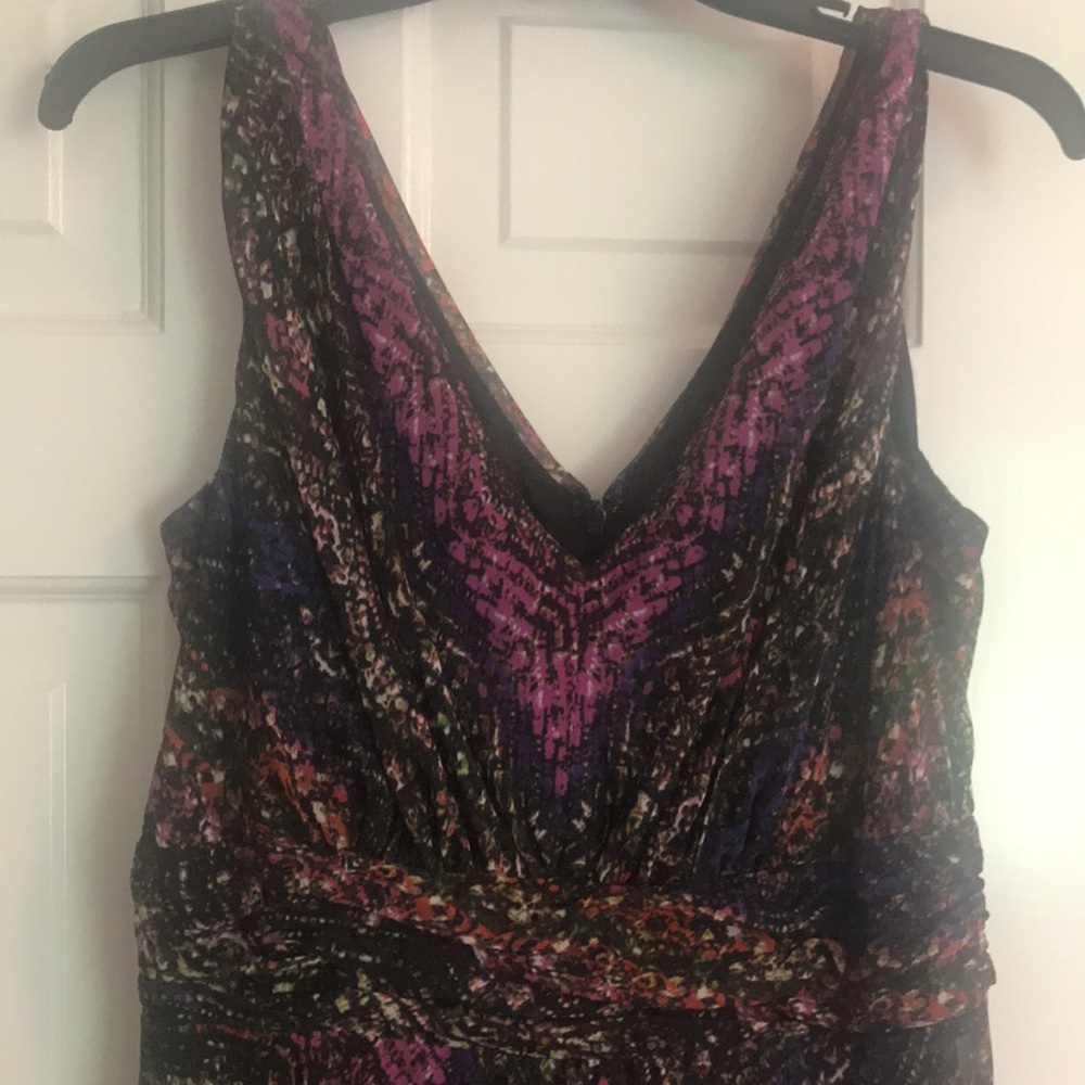 Unique Dress - Picture 3 of 4